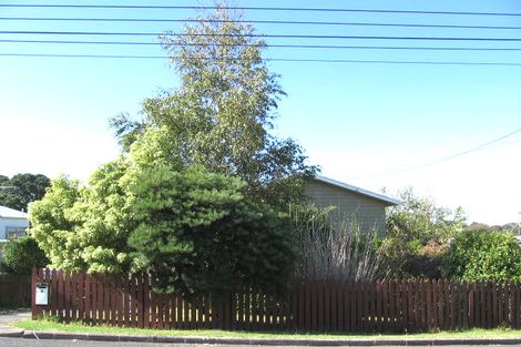 Photo of property in 4 Rock Isle Road, Torbay, Auckland, 0630