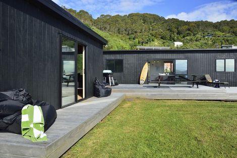 Photo of property in 15 Mahia Heights Drive, Mahia, 4198