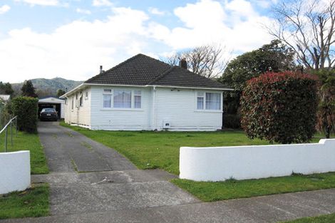 Photo of property in 14 Faulke Avenue, Wainuiomata, Lower Hutt, 5014