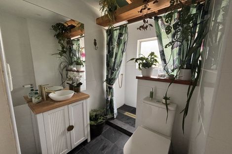 Photo of property in 8 Grants Avenue, Russell, 0202