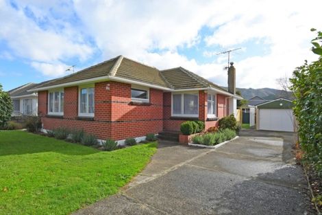 Photo of property in 251 Fergusson Drive, Heretaunga, Upper Hutt, 5018