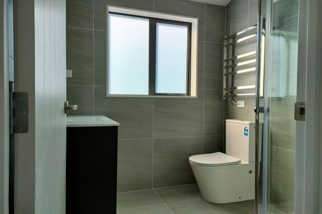 Photo of property in 147a Pigeon Mountain Road, Half Moon Bay, Auckland, 2012