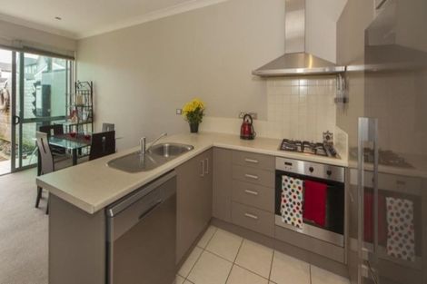 Photo of property in 11d Clearwater Cove, West Harbour, Auckland, 0618