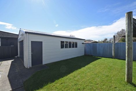 Photo of property in 35 Clifton Street, Windsor, Invercargill, 9810