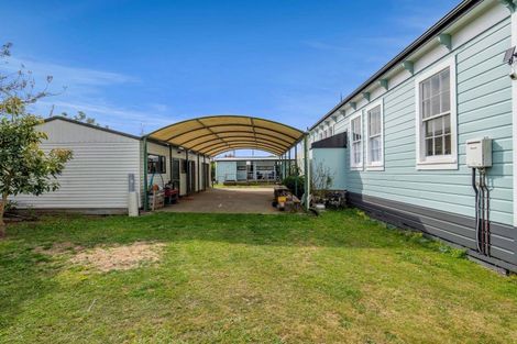 Photo of property in 105 High Street South, Eltham, 4322