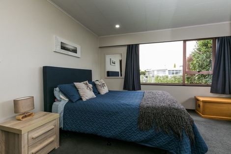 Photo of property in 4 Laurent Place, Greenmeadows, Napier, 4112