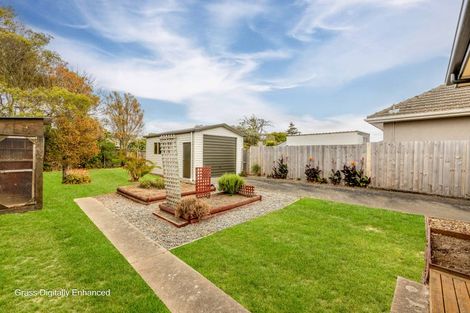 Photo of property in 24 Shortland Street, Wainoni, Christchurch, 8061