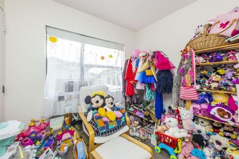 Photo of property in 16 Finlayson Avenue, Clendon Park, Auckland, 2103