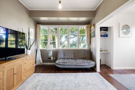 Photo of property in 2 Onslow Street, Hamilton East, Hamilton, 3216