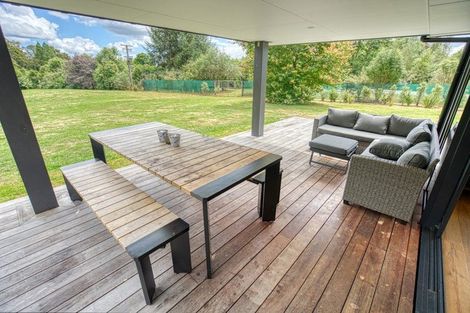 Photo of property in 5 Fairway Drive, Moana, 7872