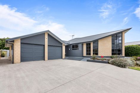 Photo of property in 12 Cooper Crescent, Morrinsville, 3300