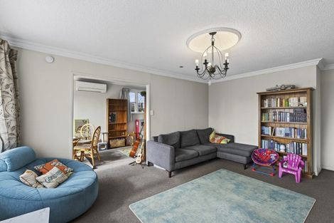 Photo of property in 61 Clawton Street, Westown, New Plymouth, 4310