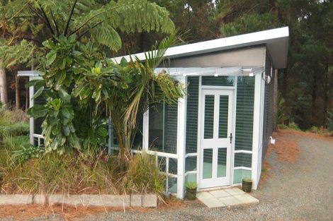 Photo of property in 16 Fleetwood Lane, Turitea, Palmerston North, 4472