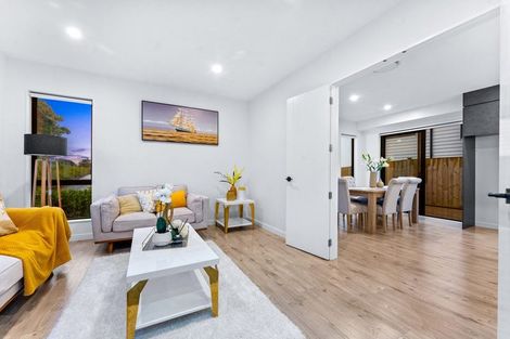 Photo of property in 25 Henriette Place, Totara Park, Auckland, 2105