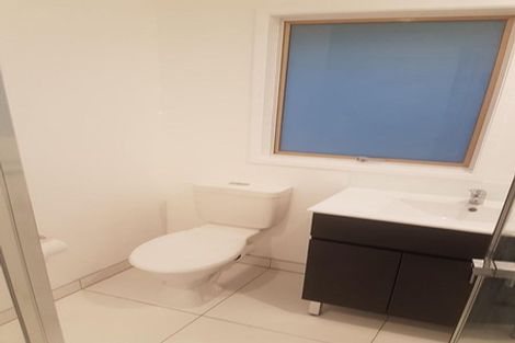 Photo of property in 153 Browns Bay Road, Browns Bay, Auckland, 0630