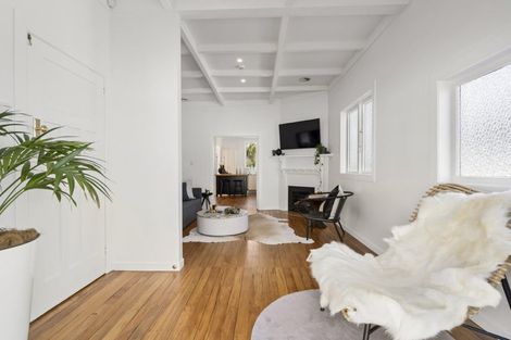 Photo of property in 23b Church Street, Northcote Point, Auckland, 0627