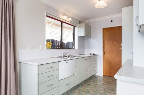 Photo of property in 38 Gilbert Street, New Plymouth, 4310