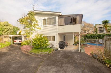 Photo of property in 3 Denyer Place, New Lynn, Auckland, 0600