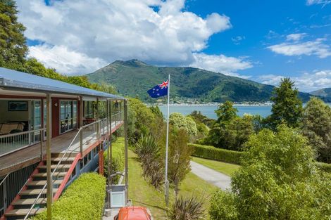 Photo of property in 255 Queen Charlotte Drive, Havelock, Picton, 7281