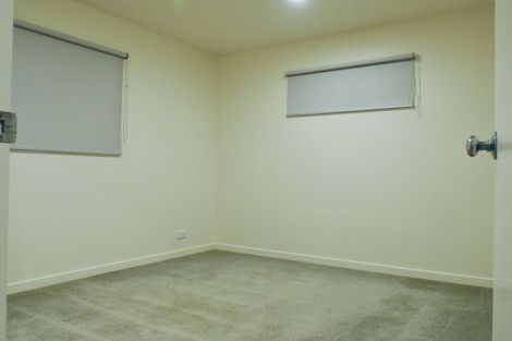 Photo of property in 1/73 Birkdale Road, Birkdale, Auckland, 0626