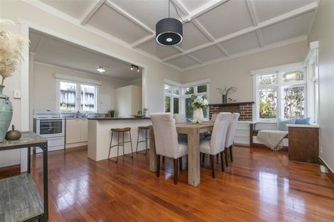 Photo of property in 15 Huapai Street, Onehunga, Auckland, 1061