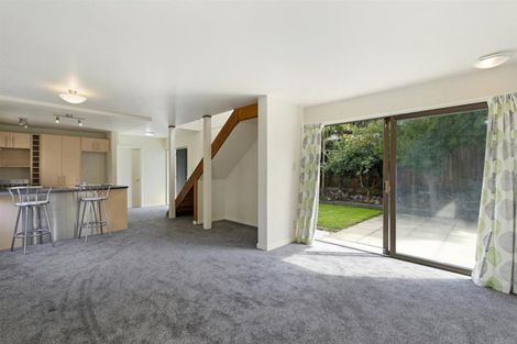 Photo of property in 2/124 Burwood Road, Burwood, Christchurch, 8083