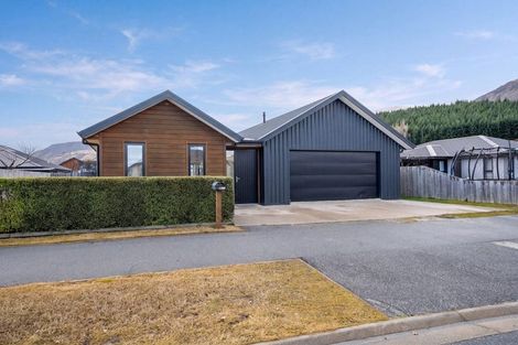 Photo of property in 9 Risinghurst Terrace, Lower Shotover, Queenstown, 9304