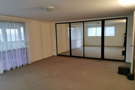 Photo of property in 154 Weatherly Road, Torbay, Auckland, 0630