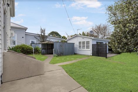 Photo of property in 28 Leslie Avenue, Sandringham, Auckland, 1025
