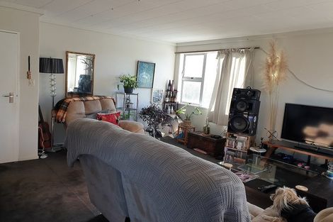 Photo of property in 27 Rhine Street, Island Bay, Wellington, 6023