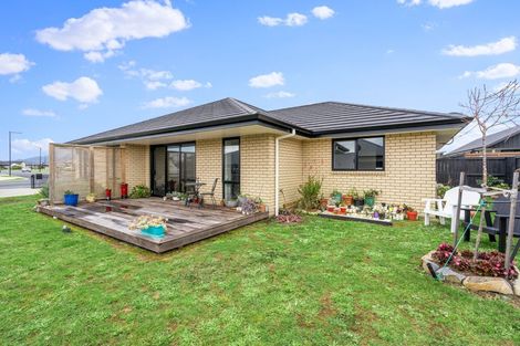 Photo of property in 36 Kitemaunga Avenue, One Tree Point, 0118