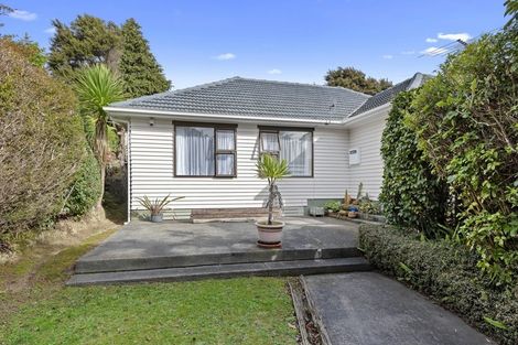 Photo of property in 51 Fraser Street, Wainuiomata, Lower Hutt, 5014