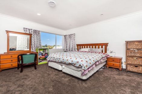 Photo of property in 5 Paua Place, Mount Roskill, Auckland, 1041