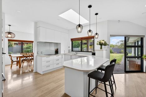 Photo of property in 123 Kent Terrace, Taradale, Napier, 4112