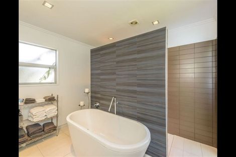 Photo of property in 29 Woodhaven Place, Parklands, Christchurch, 8083