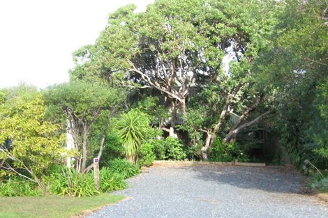 Photo of property in 6 Hillside Crescent, Leigh, 0985