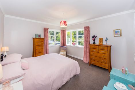 Photo of property in 1 Davison Road, Rotherham, 7379