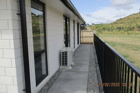 Photo of property in 60 Pakanga Grove, Pyes Pa, Tauranga, 3112