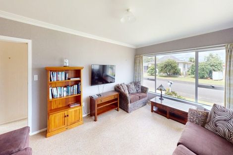Photo of property in 8 Harrow Street, Levin, 5510