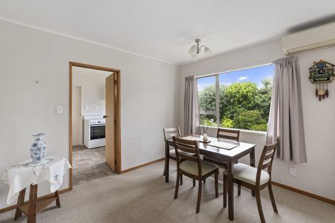 Photo of property in 22 Karu Crescent, Waikanae, 5036