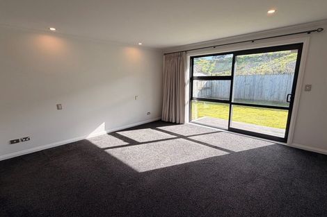 Photo of property in 9 Freedom Drive, Kelvin Grove, Palmerston North, 4414