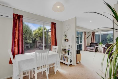 Photo of property in 2/16 Vining Crescent, Stoke, Nelson, 7011