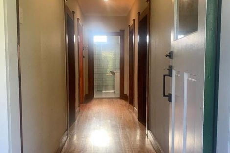 Photo of property in 11 Woodleigh Street, Frankleigh Park, New Plymouth, 4310