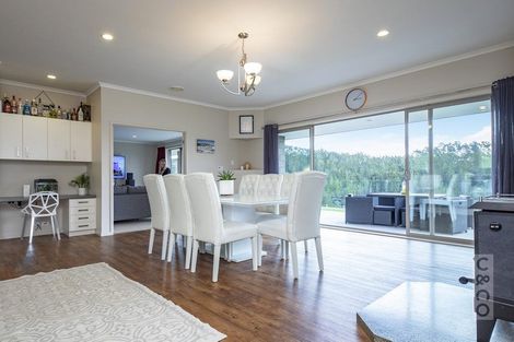 Photo of property in 92 Taiapa Valley Road, Muriwai, Waimauku, 0881