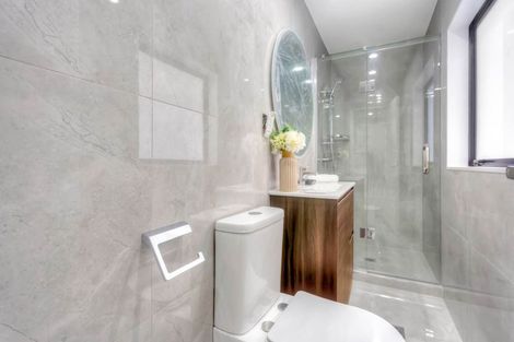 Photo of property in 4/2 Smiths Avenue, Papakura, 2110