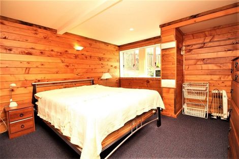 Photo of property in 1/37 South Lynn Road, Titirangi, Auckland, 0604