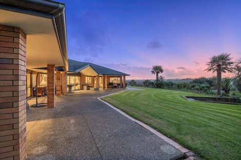 Photo of property in 65 Ashwood Avenue, Dairy Flat, Albany, 0792