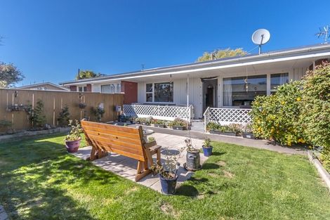 Photo of property in 3/7a Curletts Road, Sockburn, Christchurch, 8042