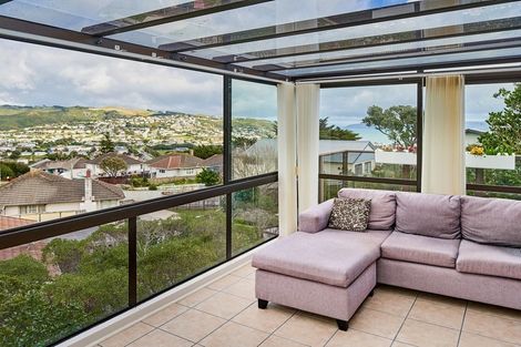 Photo of property in 27 Humphreys Grove, Titahi Bay, Porirua, 5022