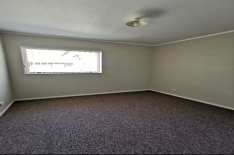 Photo of property in 256 Royal Road, Massey, Auckland, 0614